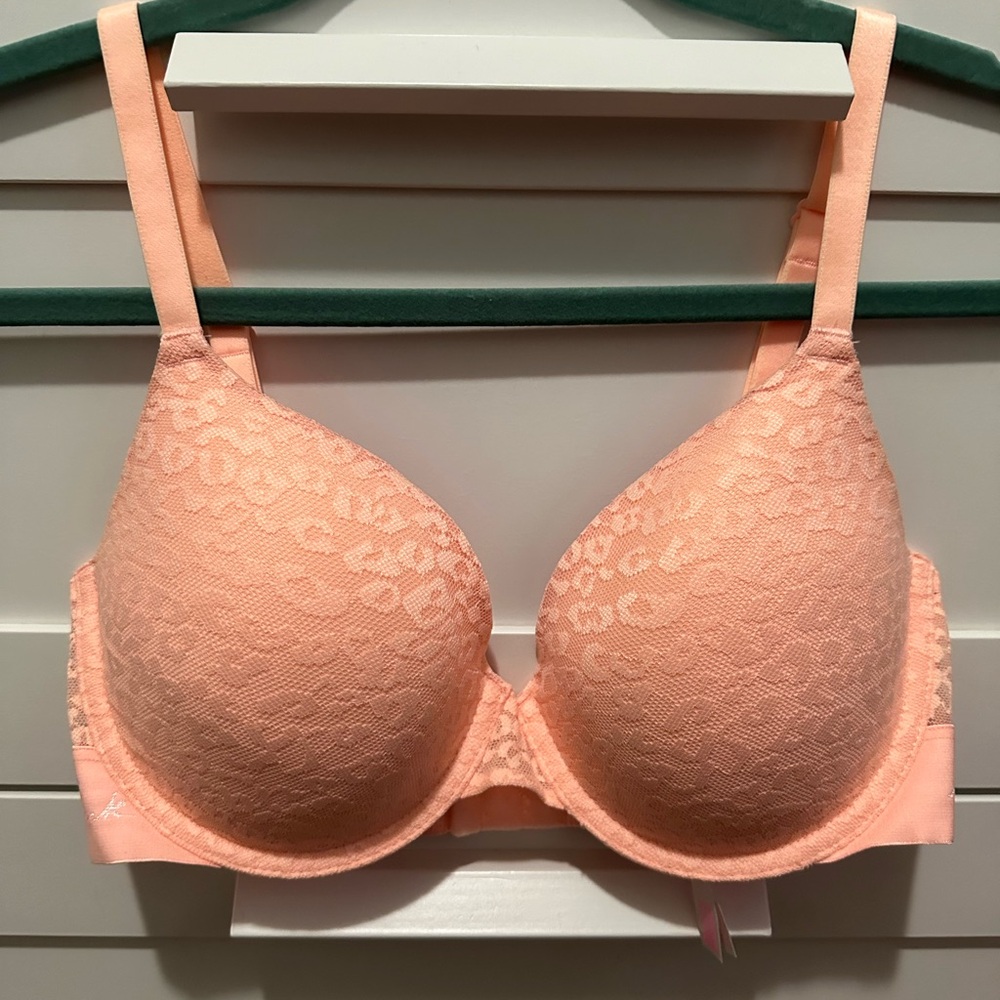 Everywhere tshirt bra